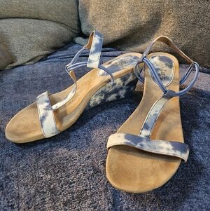 Adorable Cloudy Sky Blue And White Women's Sandals